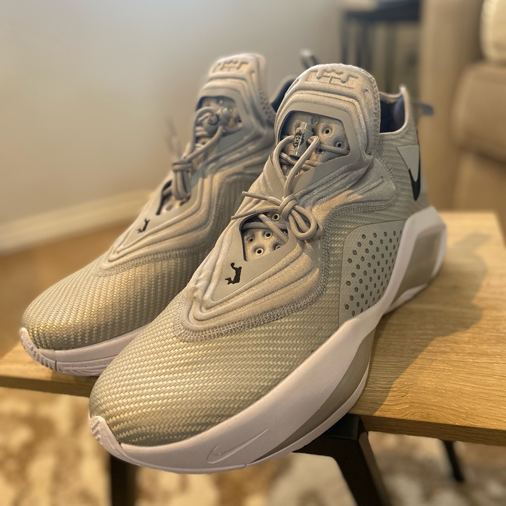 Nike Soldier 14